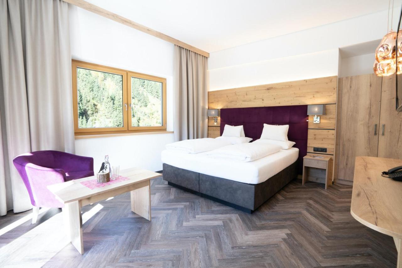 Hotel Gundolf Sankt Leonhard im Pitztal Exteriör bild