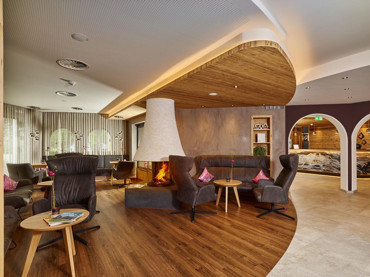 Hotel Gundolf Sankt Leonhard im Pitztal Exteriör bild